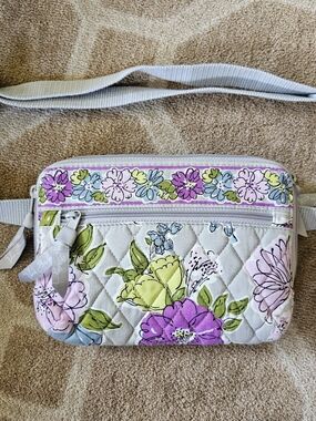 NEW Vera Bradley Quilted Floral Fanny Bag - No Tags